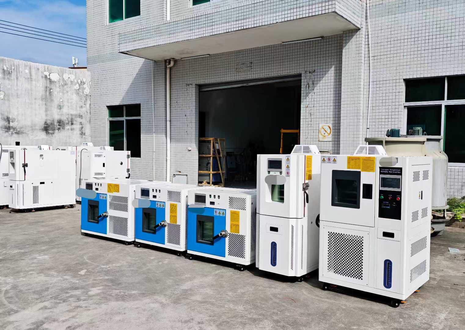 15臺恒溫恒濕箱、1臺冷熱沖擊箱 15臺恒溫恒濕箱、1臺冷熱沖擊箱